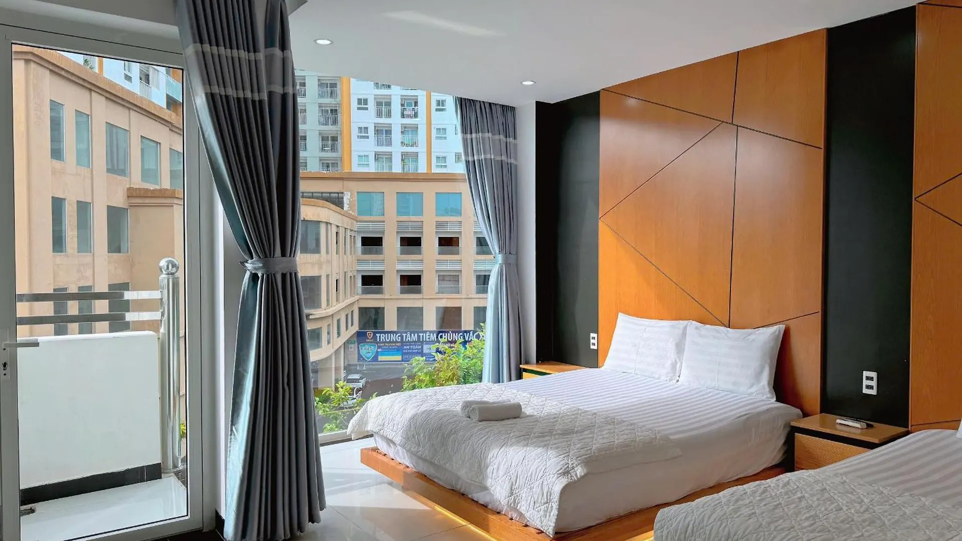 Cen Hotel Vung Tau 2*,