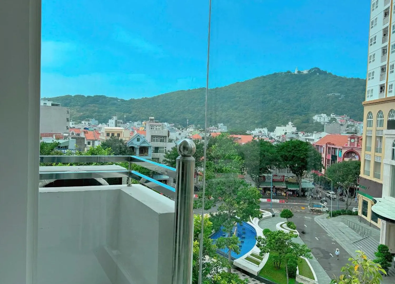 Cen Hotel Vung Tau 2*,  Vietnam